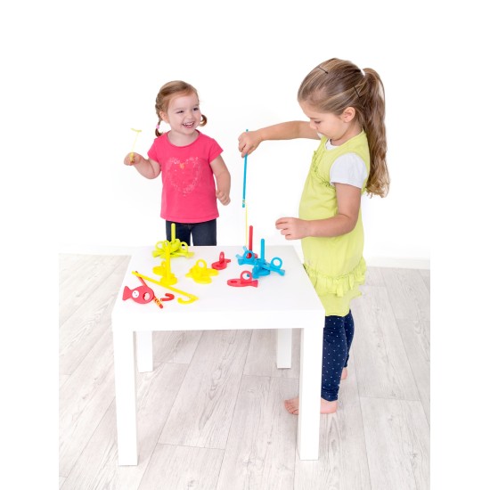 ΟΙ ΜΙΚΡΟΙ ΨΑΡΑ∆ΕΣ