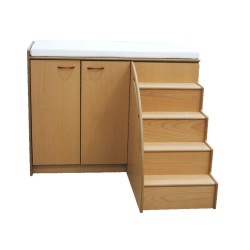 ΑΛΛΑΞΙΕΡΑ EXTRA LARGE ΜΕ ΣΚΑΛΑ