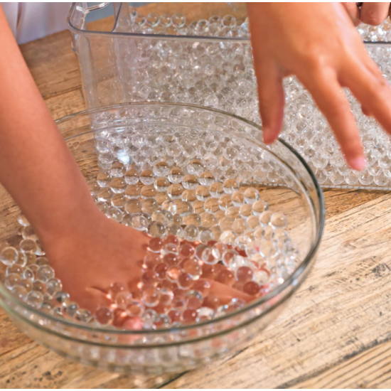 MESSY PLAY TRANSPARENT BEANS