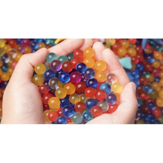 MESSY PLAY COLOR BEANS