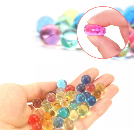 MESSY PLAY COLOR BEANS