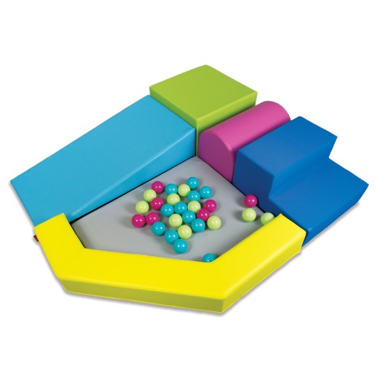 TODDLER ACTIVITY CORNER – CORNER WITH POOL