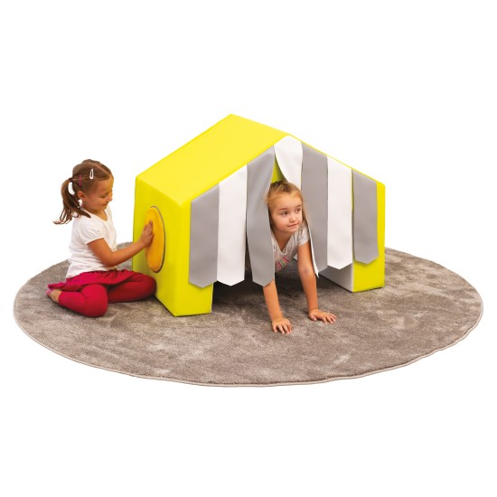 PLAYHOUSE WITH CURTAINS