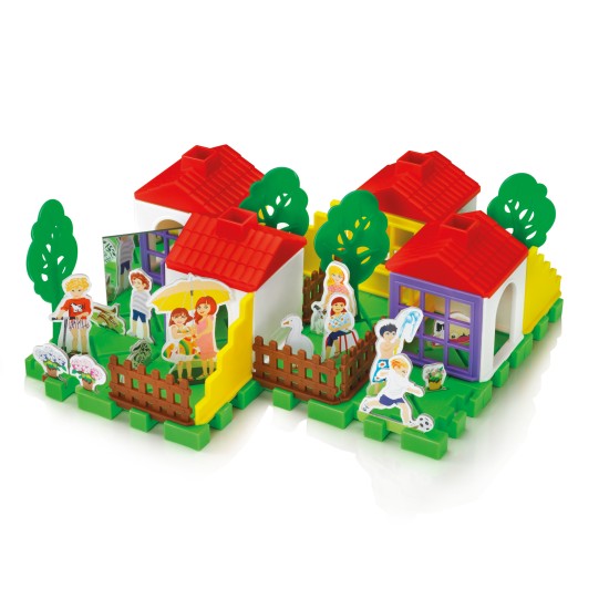 Η ΜΙΚΡΗ ΠΟΛΗ